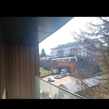 Woodside 70m2 아파트 *